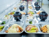Cung cấp suất ăn công nghiệp tại Dĩ An, Bình Dương- Suất ăn Ngọc Mai