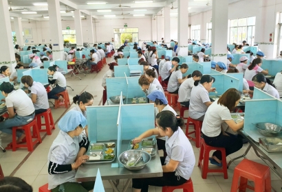 Cung cấp suất ăn công nghiệp tại KCN Việt Hương 1, Thuận An, Bình Dương