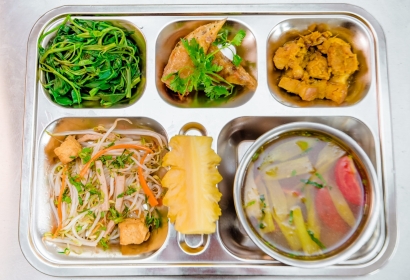 Công ty cung cấp suất ăn công nghiệp uy tín tại Bình Dương
