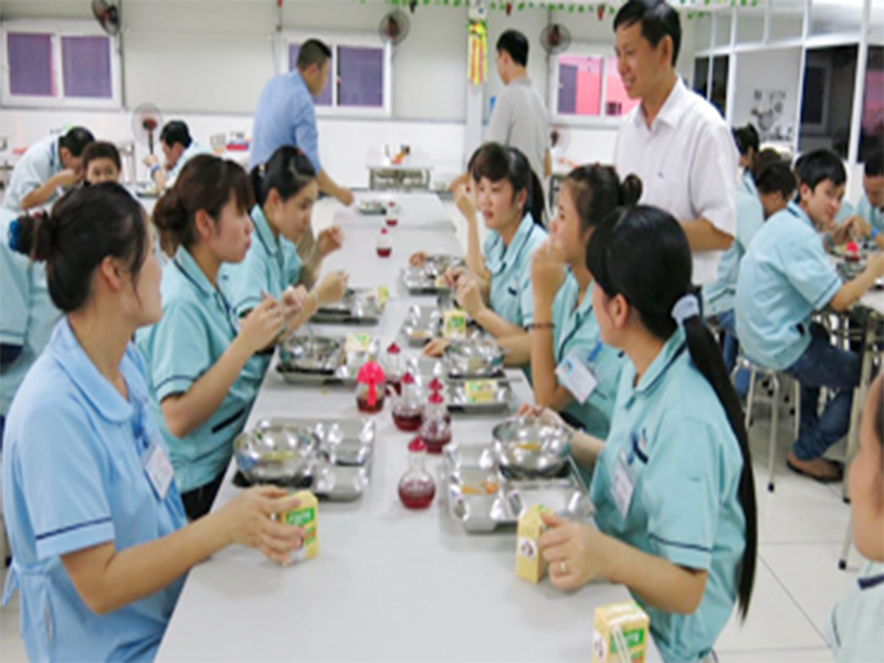Dịch vụ cung cấp suất ăn bệnh viện của công ty suất ăn công nghiệp Ngọc Mai