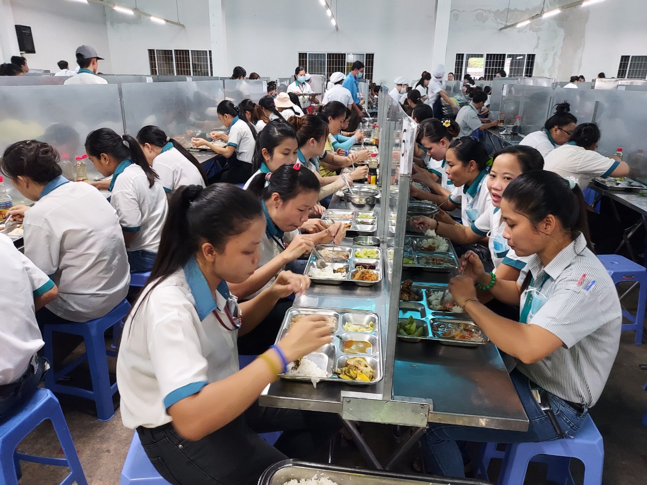 Dịch vụ cung cấp suất ăn công nghiệp tại KCN VSip 2A, Bình Dương 
