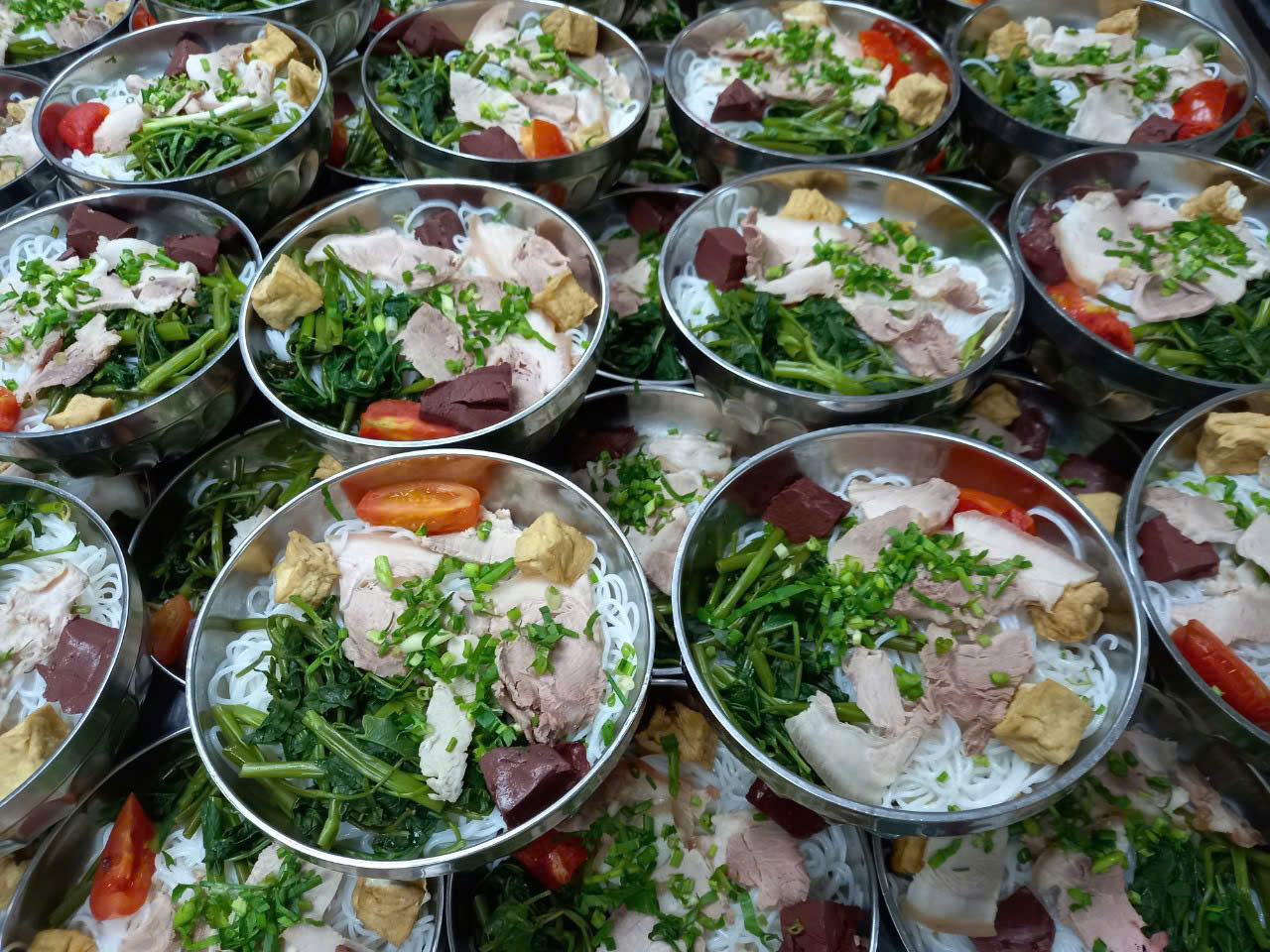 Nguyên tắc xây dựng thực đơn của suất ăn công nghiệp Ngọc Mai